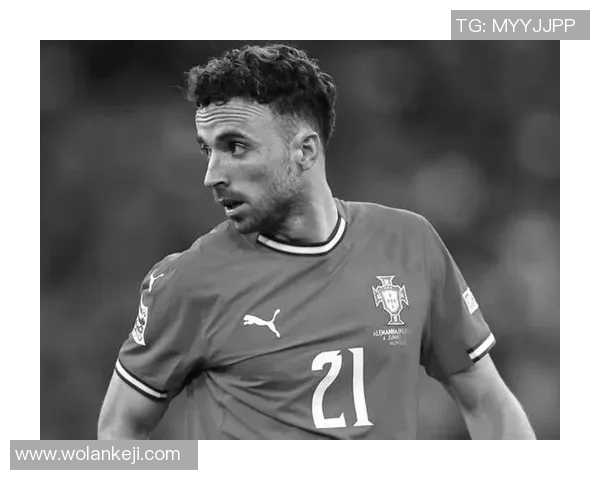 震惊世界的足球明星昨日凌晨意外离世引发球迷哀悼与怀念