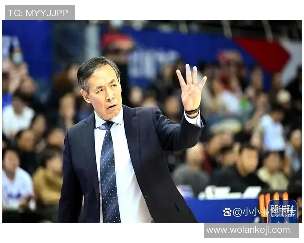 2015年11月15日CBA精彩对决北京队迎战上海队全场回顾与精彩瞬间分析