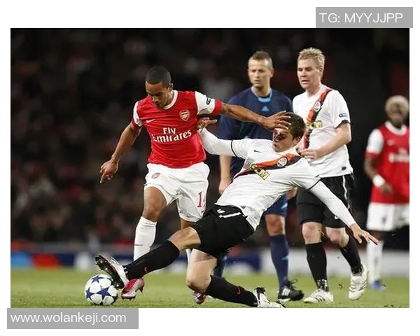 国米与门兴激战正酣比分揭晓精彩瞬间回顾与分析